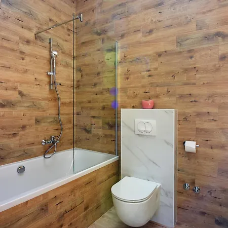Radola Only 3 Km From For 6 People With Private Pool & Large Garden *