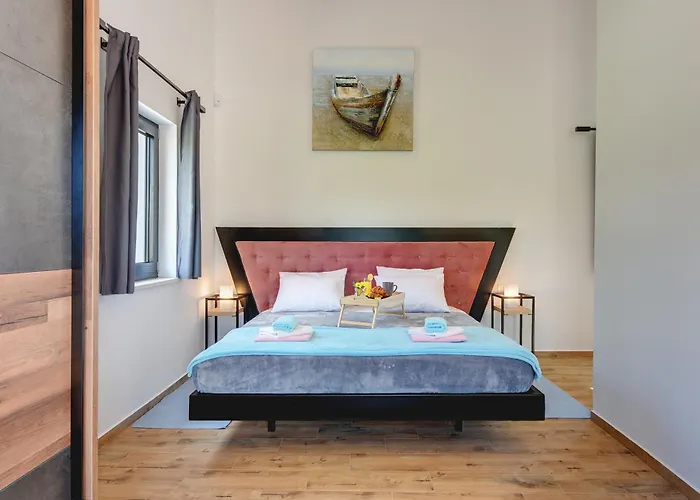 Radola Only 3 Km From For 6 People With Private Pool & Large Garden Vila Hrboki
